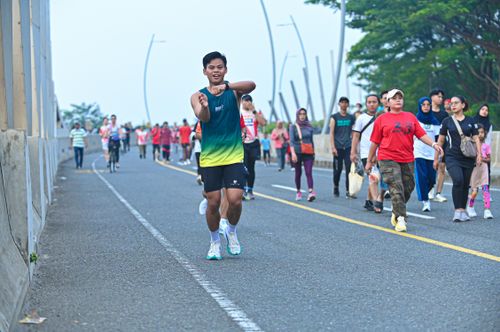 Race photo from NOTARACE 2025
