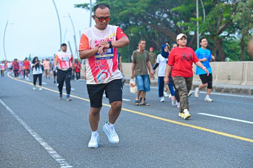 Race photo from NOTARACE 2025