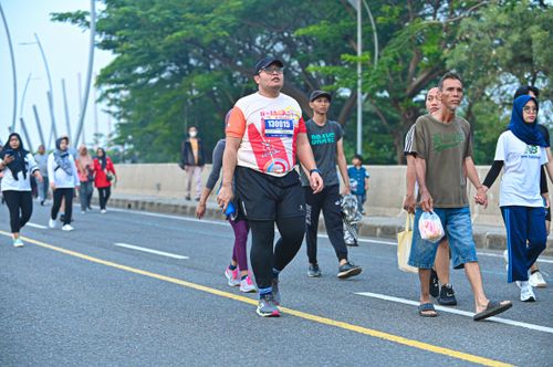 Race photo from NOTARACE 2025
