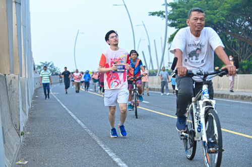 Race photo from NOTARACE 2025