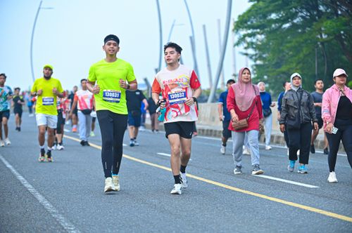 Race photo from NOTARACE 2025