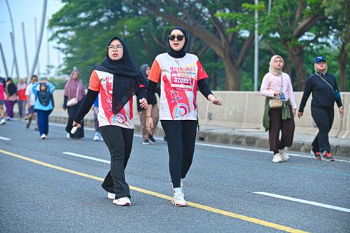 Race photo from NOTARACE 2025