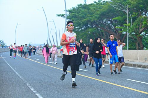 Race photo from NOTARACE 2025