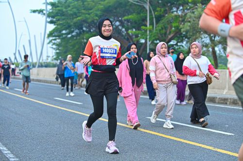 Race photo from NOTARACE 2025
