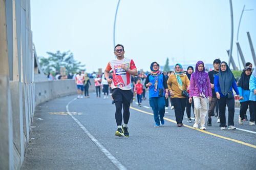 Race photo from NOTARACE 2025