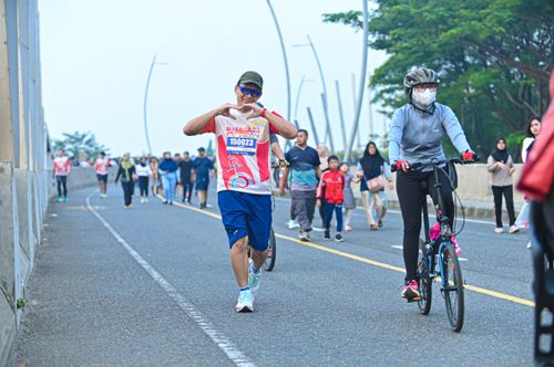 Race photo from NOTARACE 2025