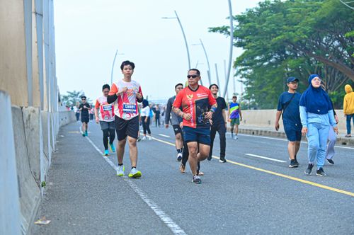 Race photo from NOTARACE 2025