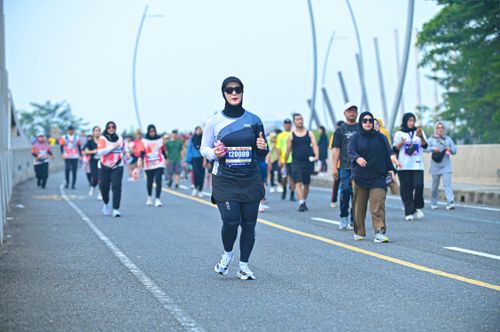 Race photo from NOTARACE 2025
