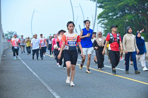Race photo from NOTARACE 2025