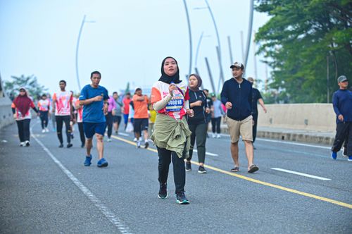 Race photo from NOTARACE 2025