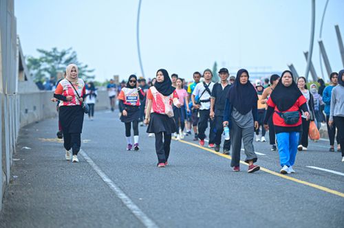 Race photo from NOTARACE 2025