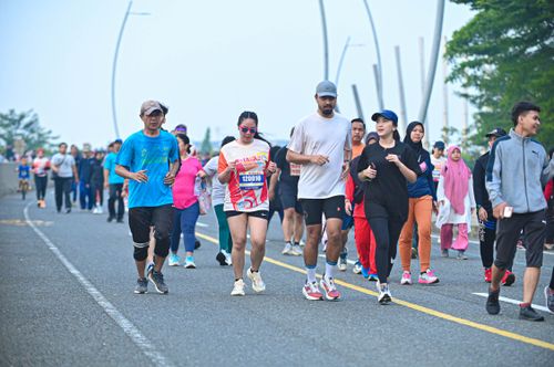 Race photo from NOTARACE 2025