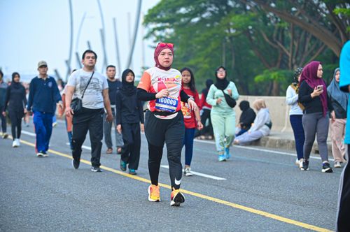 Race photo from NOTARACE 2025