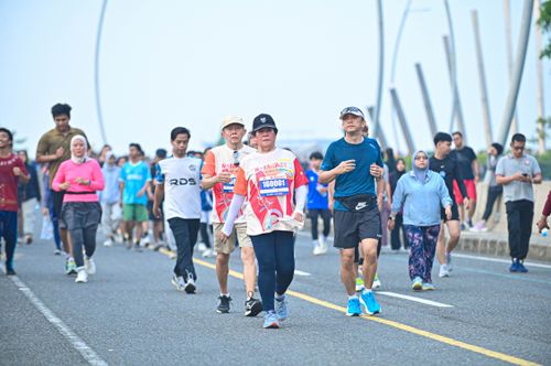 Race photo from NOTARACE 2025
