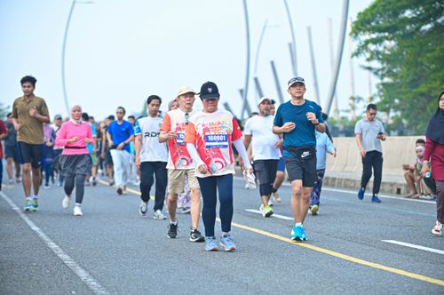 Race photo from NOTARACE 2025