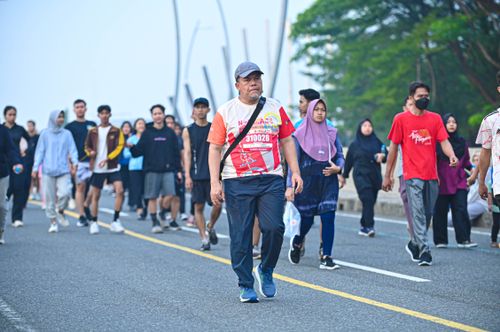 Race photo from NOTARACE 2025