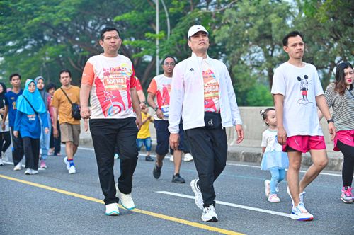 Race photo from NOTARACE 2025