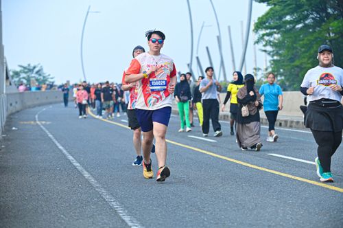 Race photo from NOTARACE 2025